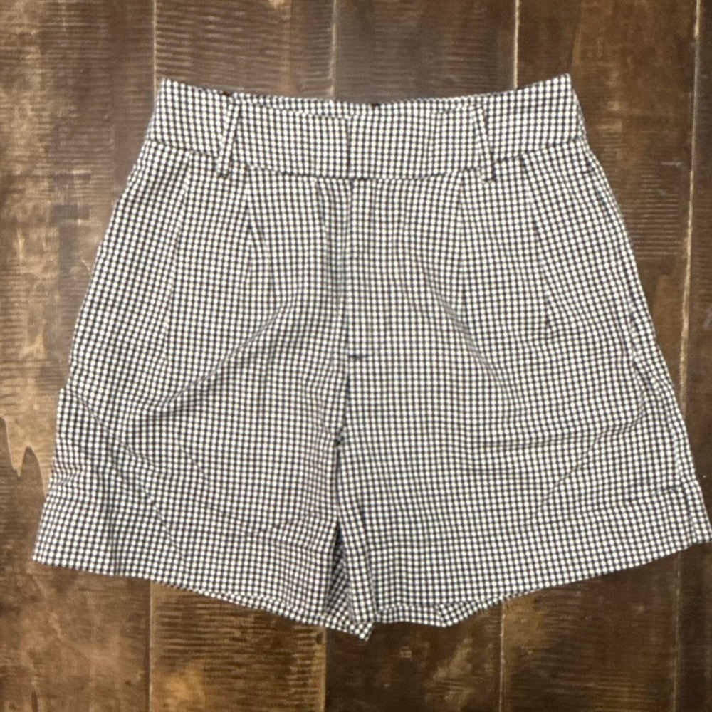 A New Day Black and White Gingham Shorts with Pockets
